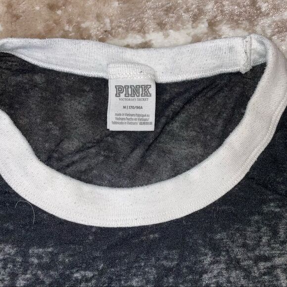 💋Bundle 4 items for $20. Add items💋 to a bundle - Picture 9 of 9